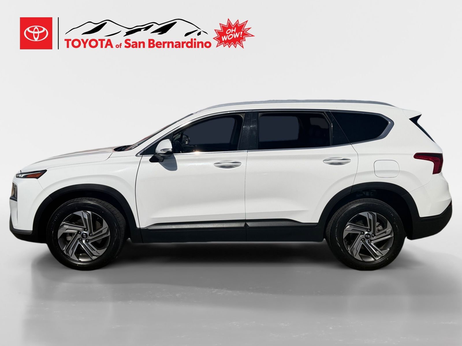 Used 2023 Hyundai Santa Fe SEL FWD image 2