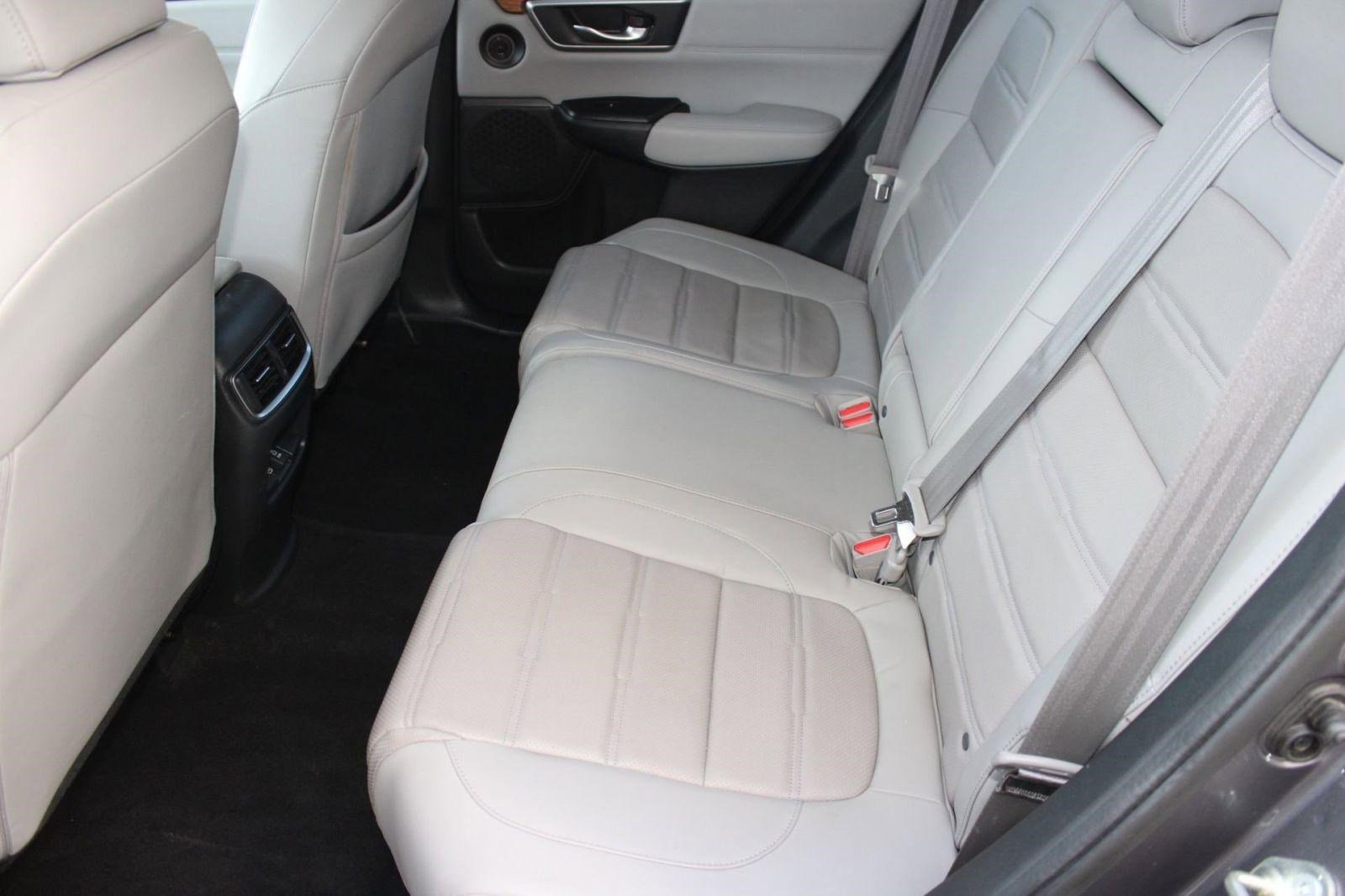 Used 2017 Honda CR-V Touring image 14