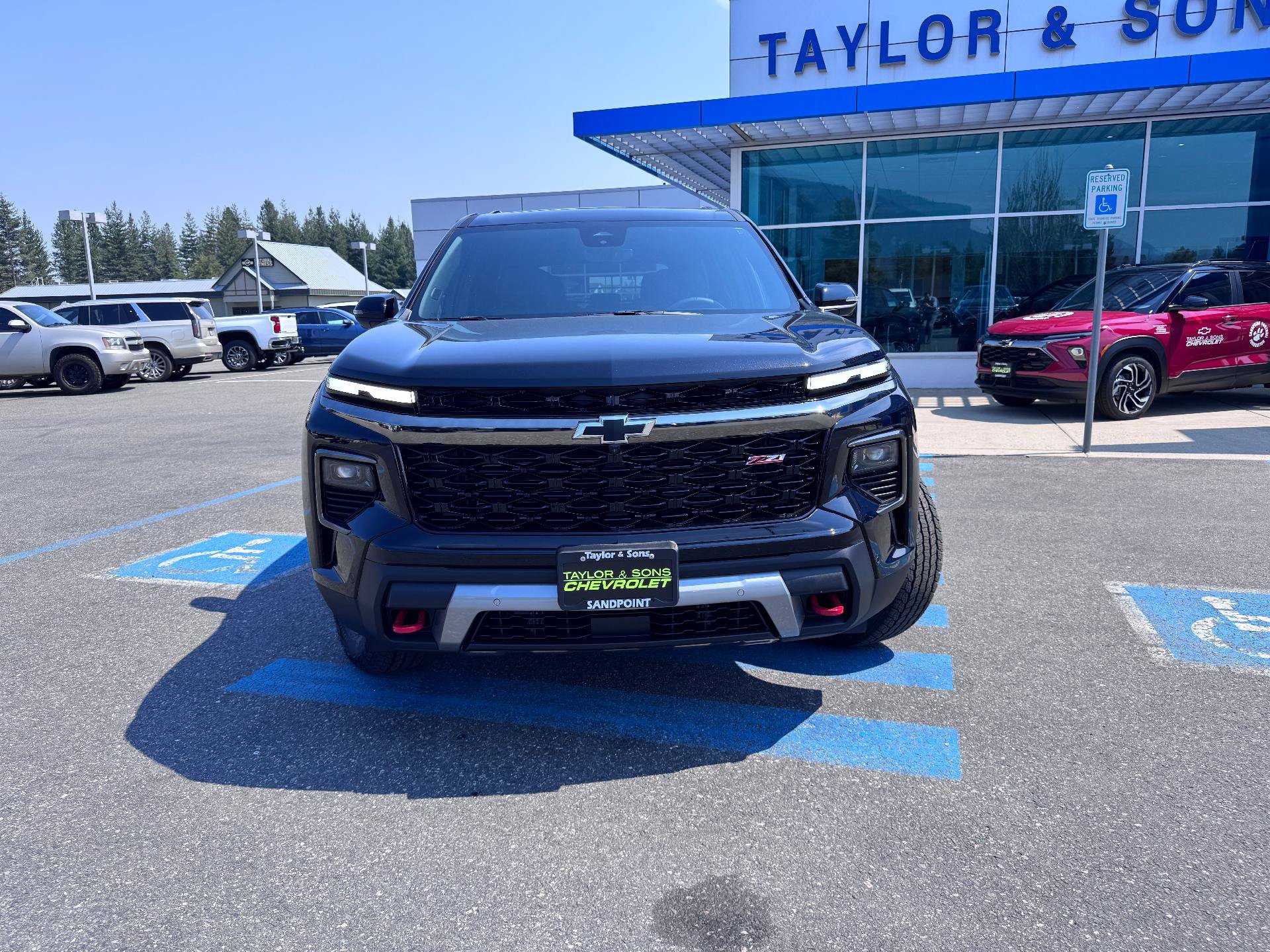 New 2026 Chevrolet Traverse Z71 w/ Enhanced Driving Package AWD/4WD image 2