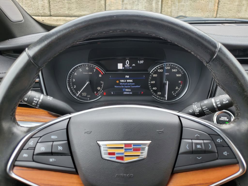 Certified 2023 Cadillac XT5 Premium Luxury w/ LPO, Floor Liner Package image 25