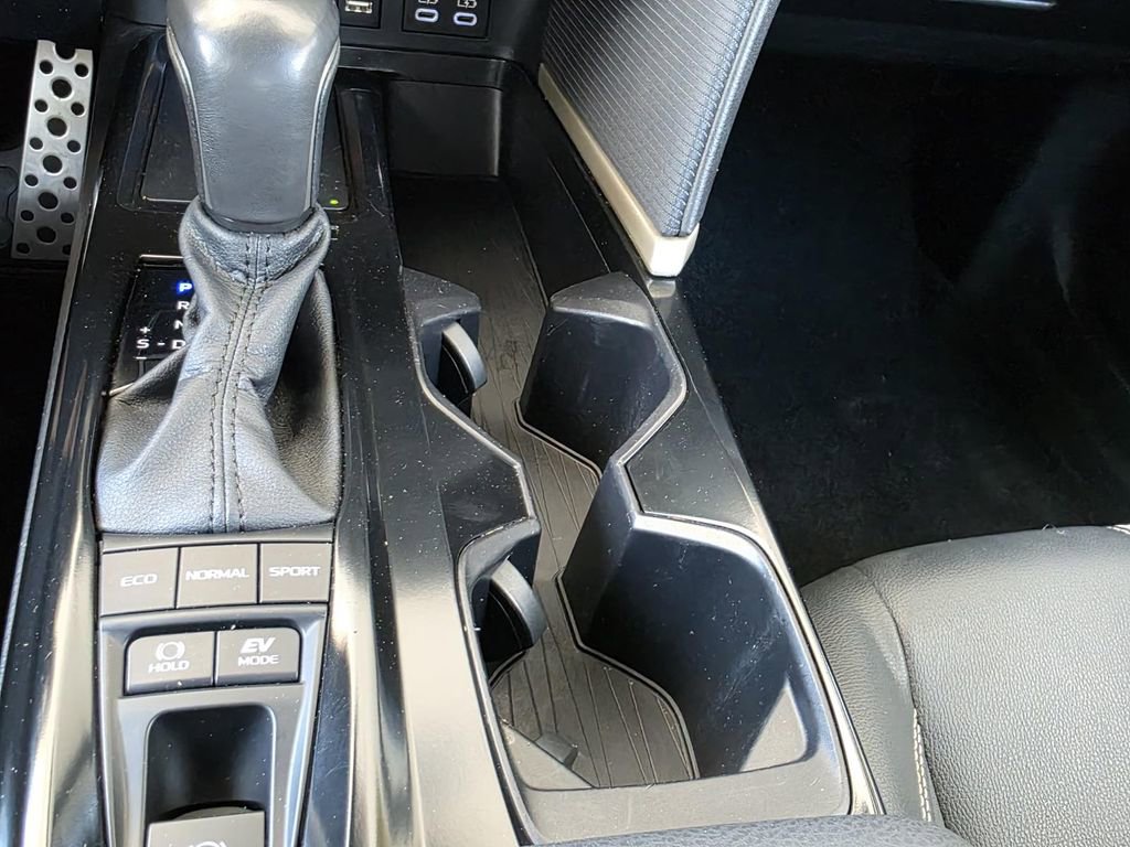Used 2025 Toyota Camry SE FWD image 21