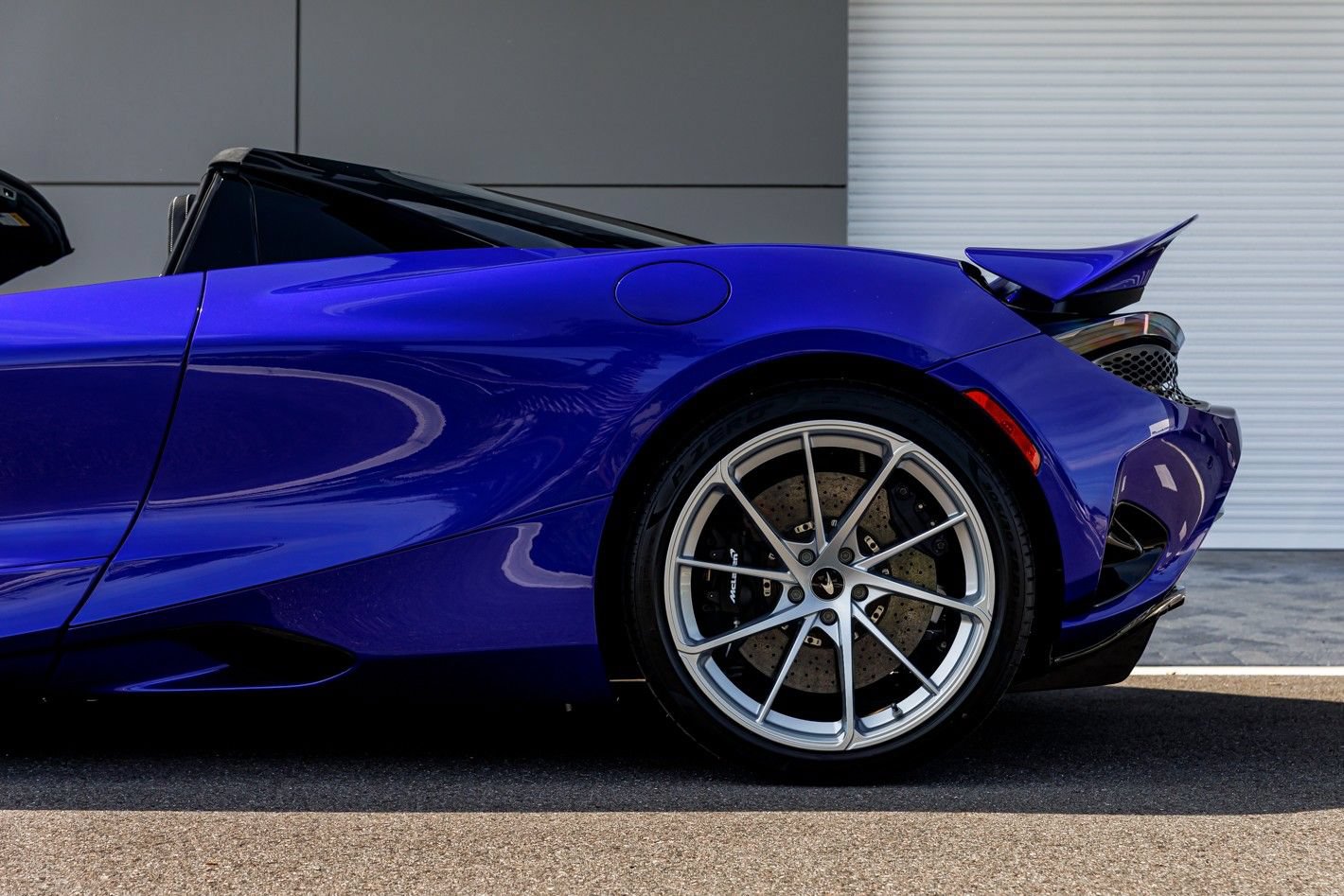 New 2026 McLaren 750S Spider RWD image 20