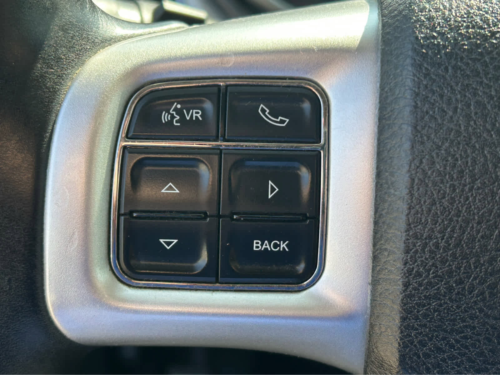 Used 2014 Dodge Journey SXT w/ Flexible Seating Group FWD image 19
