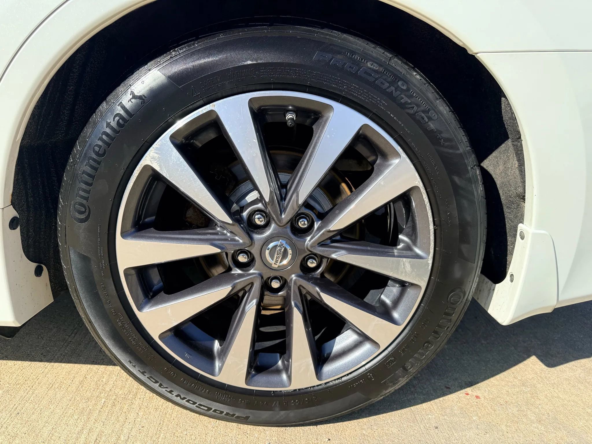 Used 2017 Nissan Altima 2.5 SL w/ 2.5 Technology Package image 26