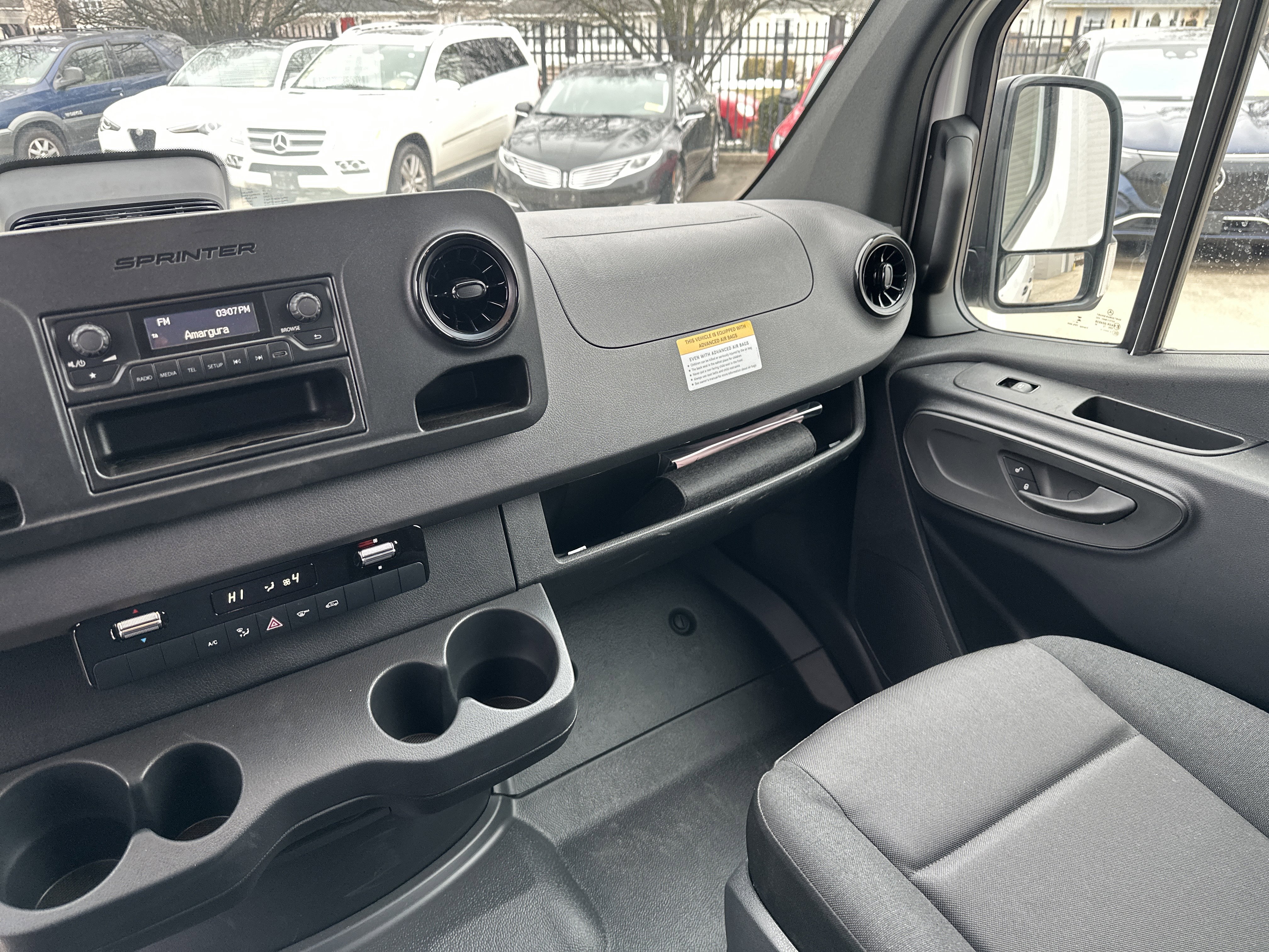 Used 2025 Mercedes-Benz Sprinter 2500 image 25