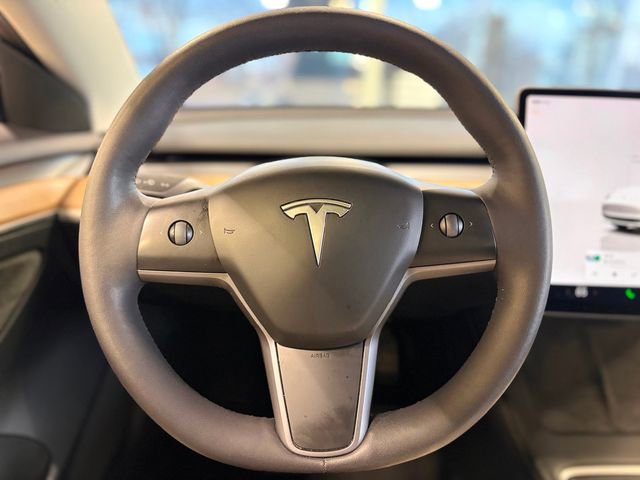 Used 2023 Tesla Model 3 Standard Range image 27