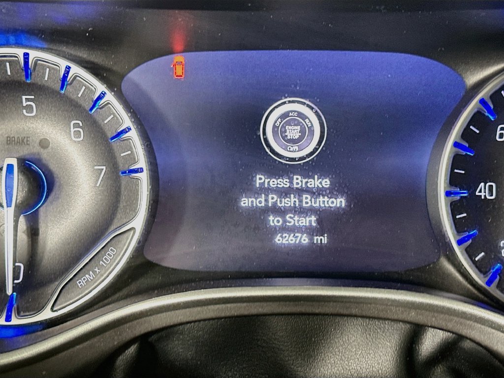 Certified 2024 Chrysler Pacifica Touring-L FWD image 20