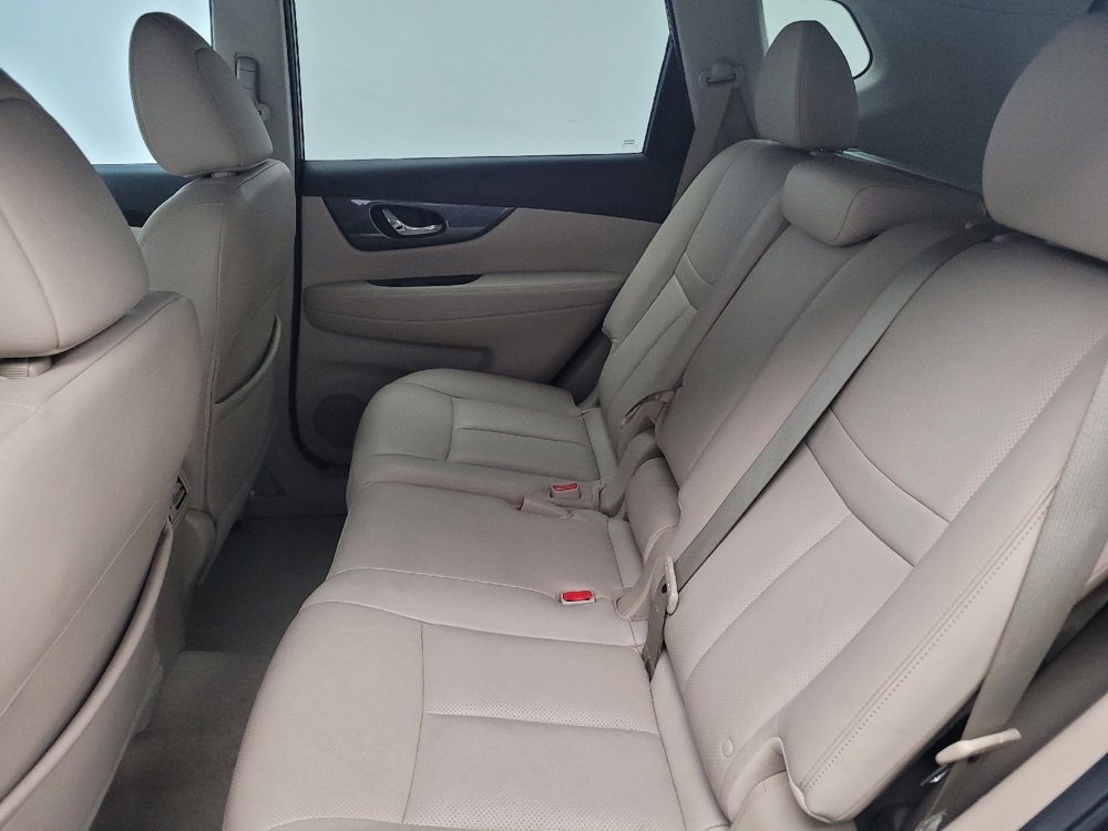 Used 2015 Nissan Rogue SL w/ SL Premium Package image 18