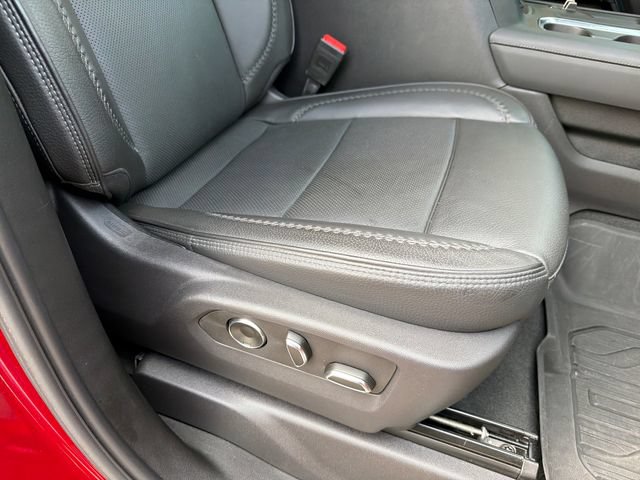 Used 2024 GMC Sierra 2500 Denali w/ Denali Reserve Package AWD/4WD image 26