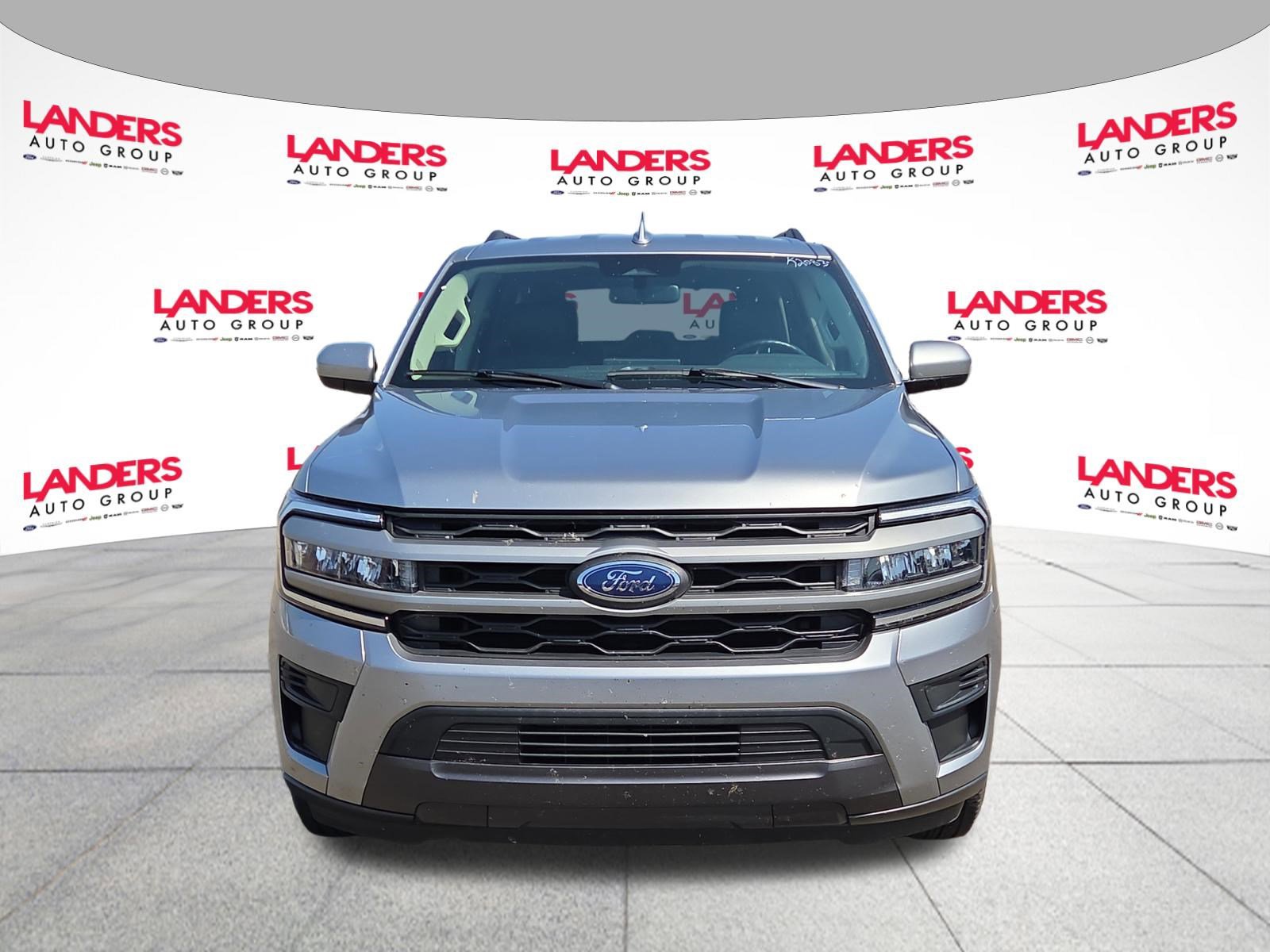 Used 2024 Ford Expedition XLT image 8