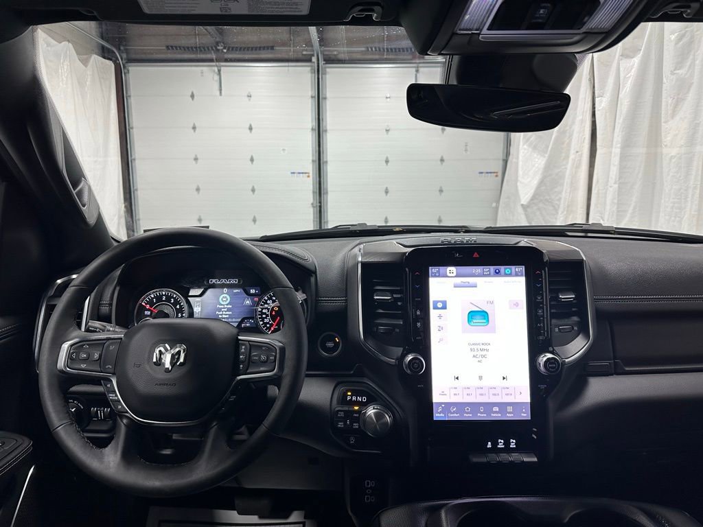 Used 2025 RAM 1500 Laramie image 16
