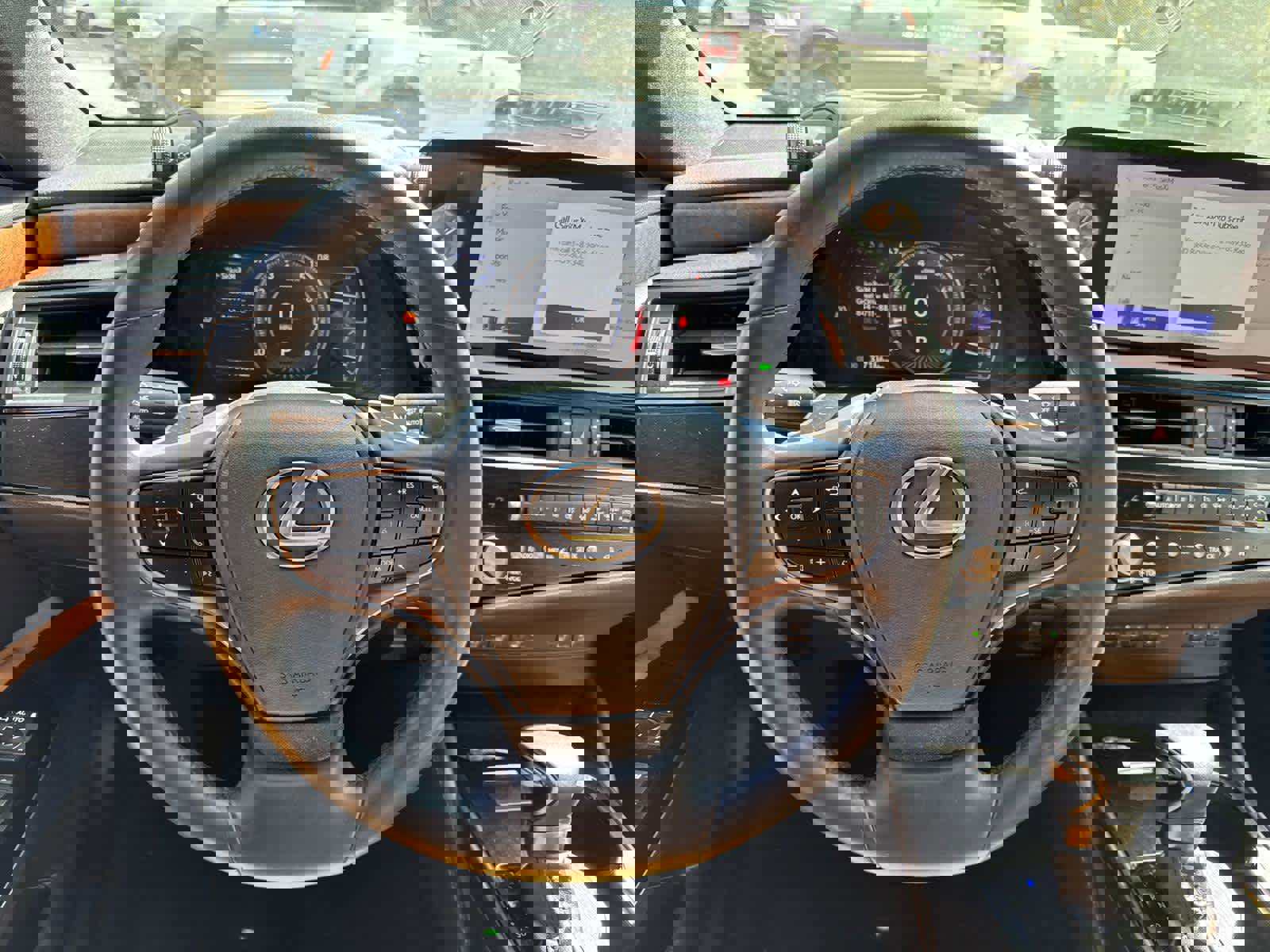 Used 2023 Lexus ES 350 w/ Premium Package image 18