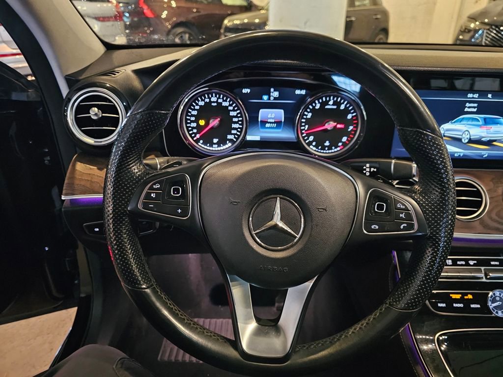 Used 2017 Mercedes-Benz E 400 4MATIC Wagon image 20