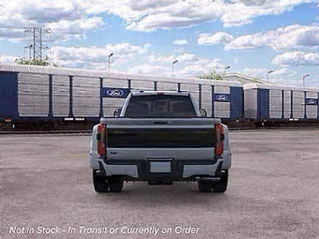 New 2026 Ford F450 Platinum w/ FX4 Off-Road Package AWD/4WD image 59