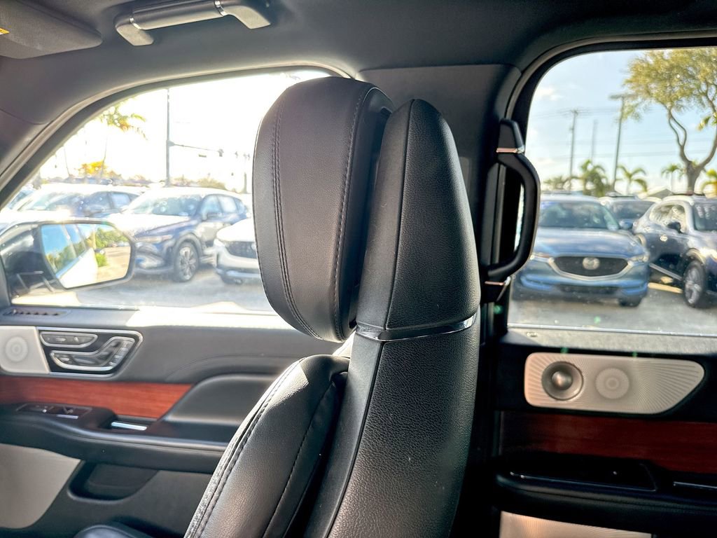 Used 2020 Lincoln Navigator L Reserve w/ Luxury Package AWD/4WD image 16
