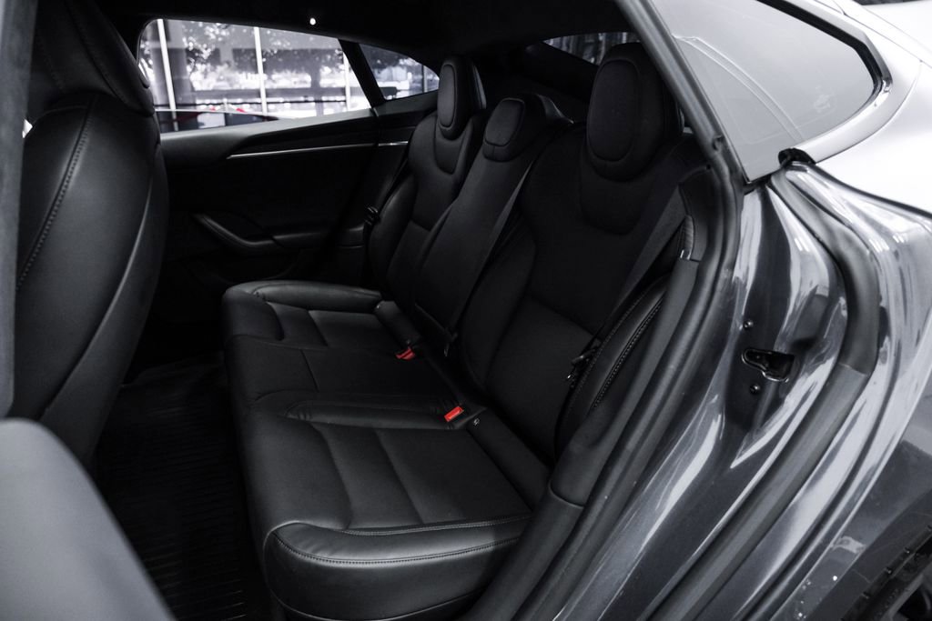 Used 2023 Tesla Model S image 43