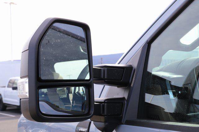 New 2026 Ford F350 Lariat w/ Black Appearance Package AWD/4WD image 12