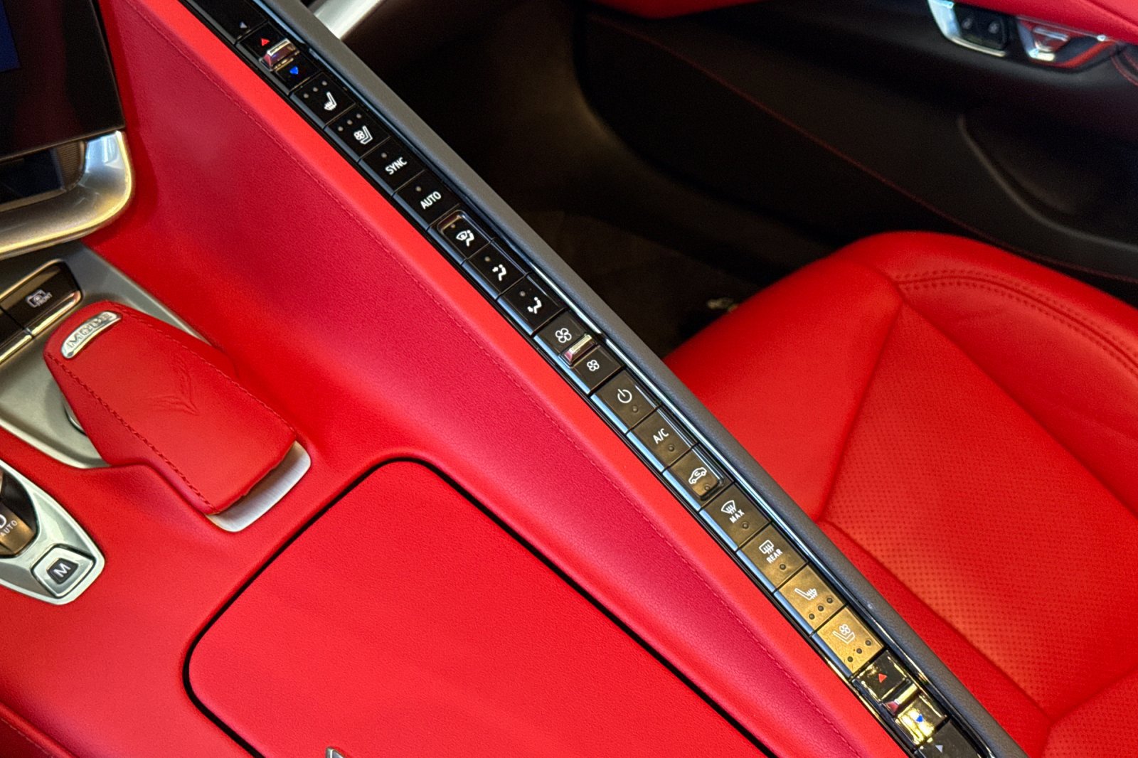 Used 2024 Chevrolet Corvette Stingray Preferred Conv w/ Z51 Performance Package image 20