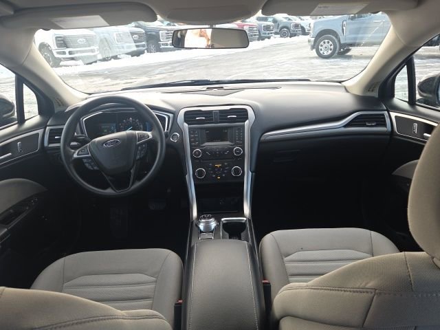 Used 2018 Ford Fusion S image 19