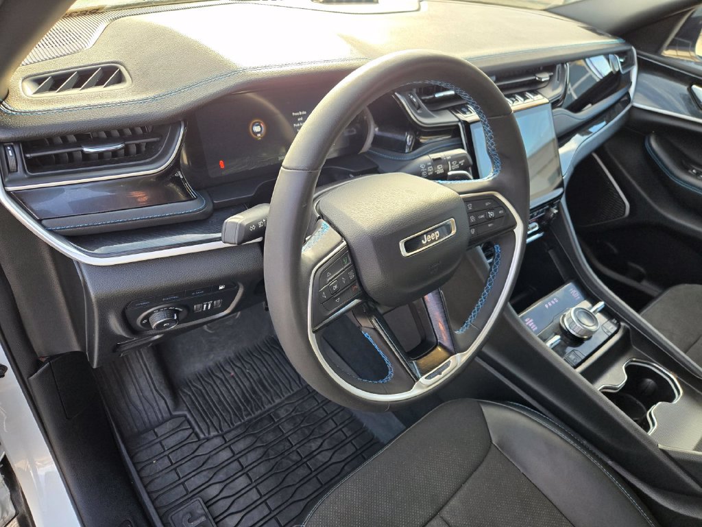 Used 2023 Jeep Grand Cherokee Trailhawk w/ Advanced Protech Group II AWD/4WD image 19