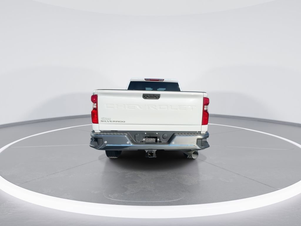 Used 2025 Chevrolet Silverado 2500 W/T image 7