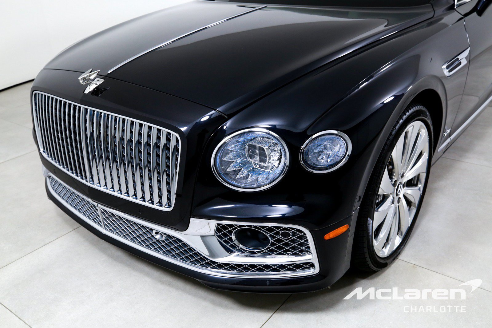 Used 2020 Bentley Flying Spur W12 AWD/4WD image 37