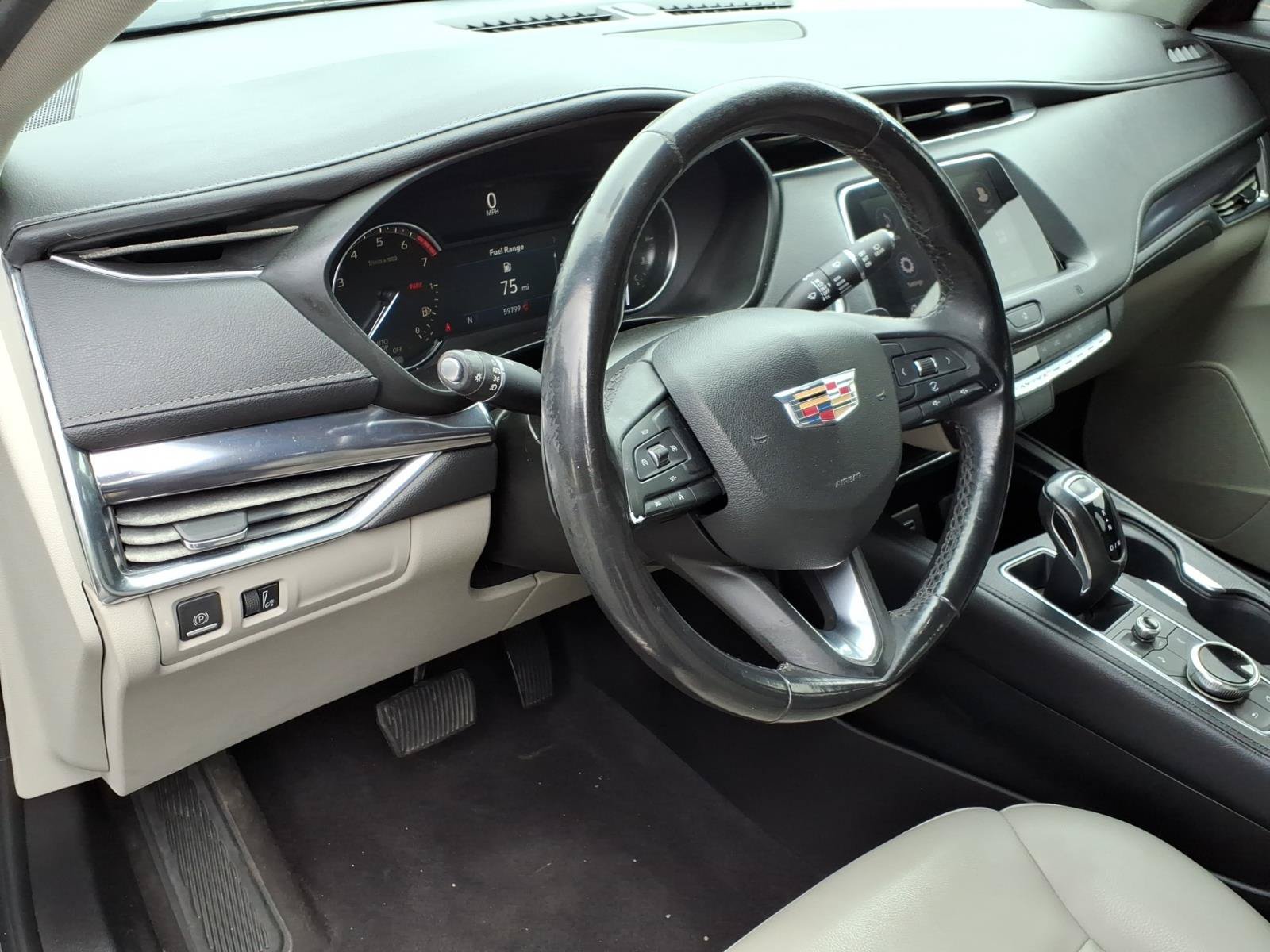 Used 2019 Cadillac XT4 Luxury FWD image 15