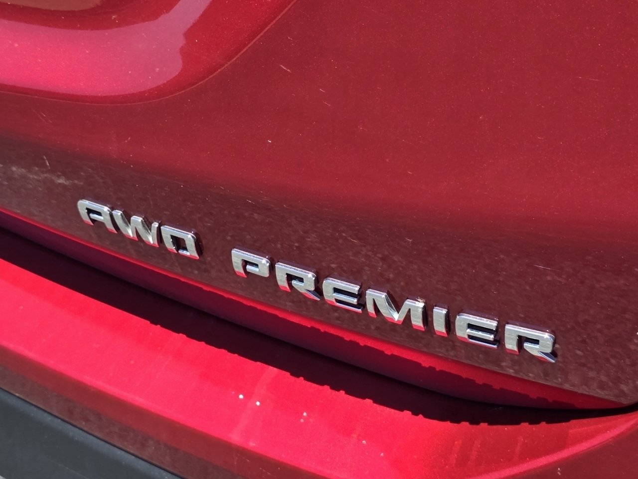 Used 2024 Chevrolet Equinox Premier AWD/4WD image 18
