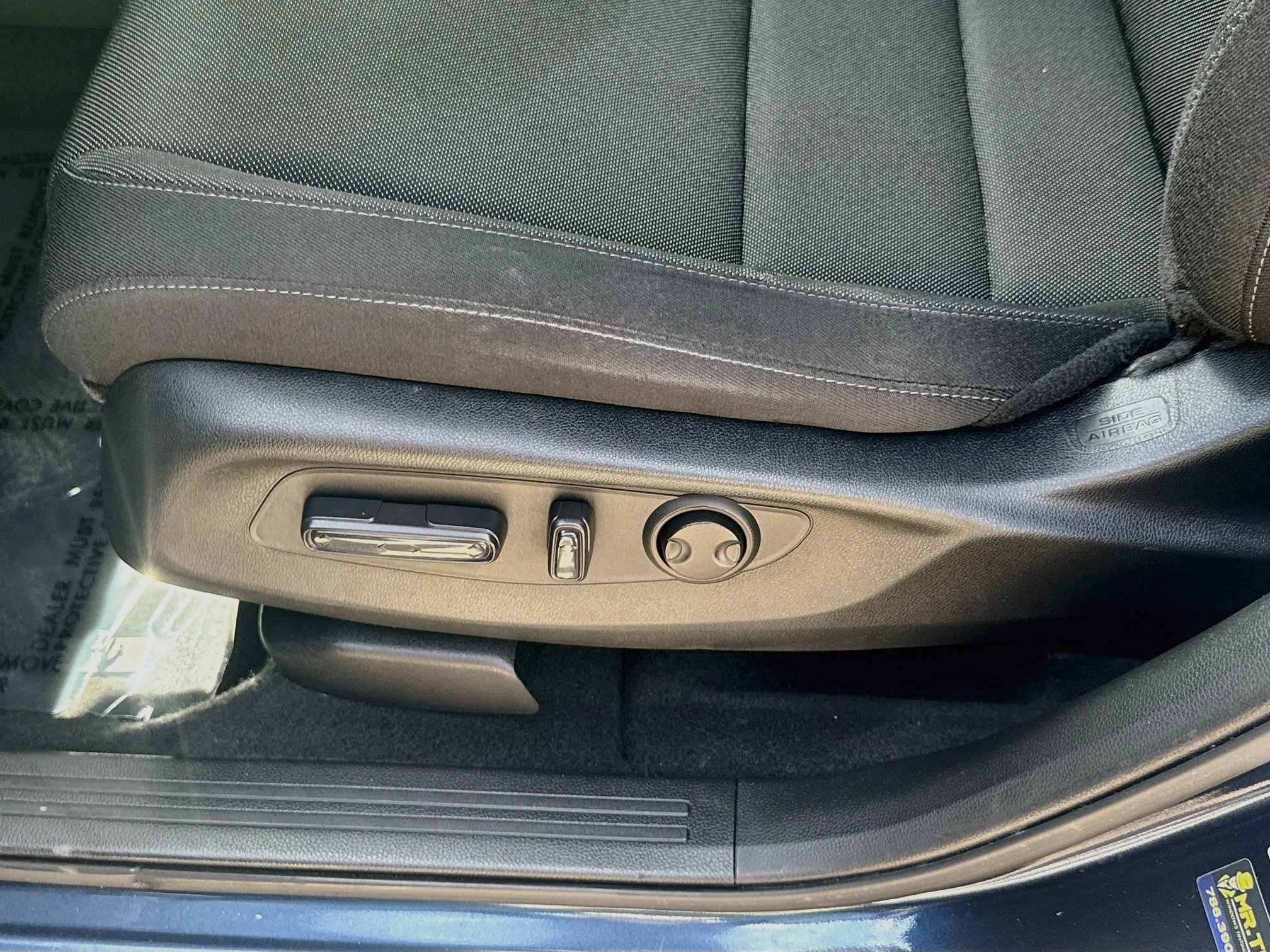 Certified 2025 Honda CR-V EX image 17