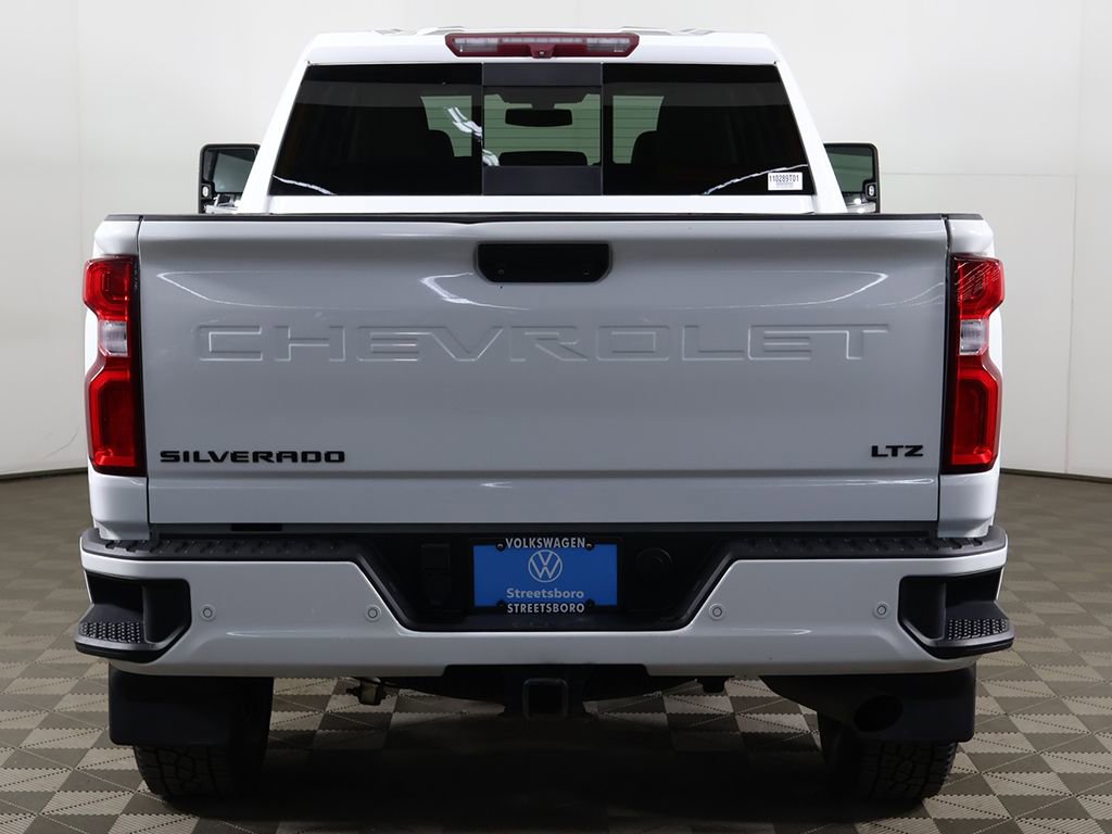 Used 2022 Chevrolet Silverado 3500 LTZ w/ LTZ Plus Package AWD/4WD image 16