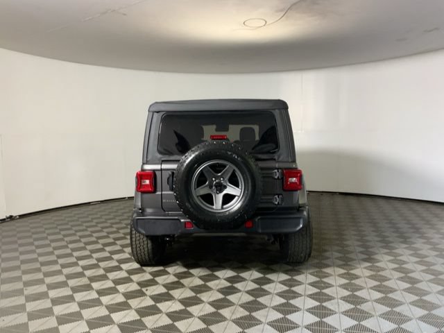 Used 2025 Jeep Wrangler Unlimited Sahara w/ Technology Group AWD/4WD image 6