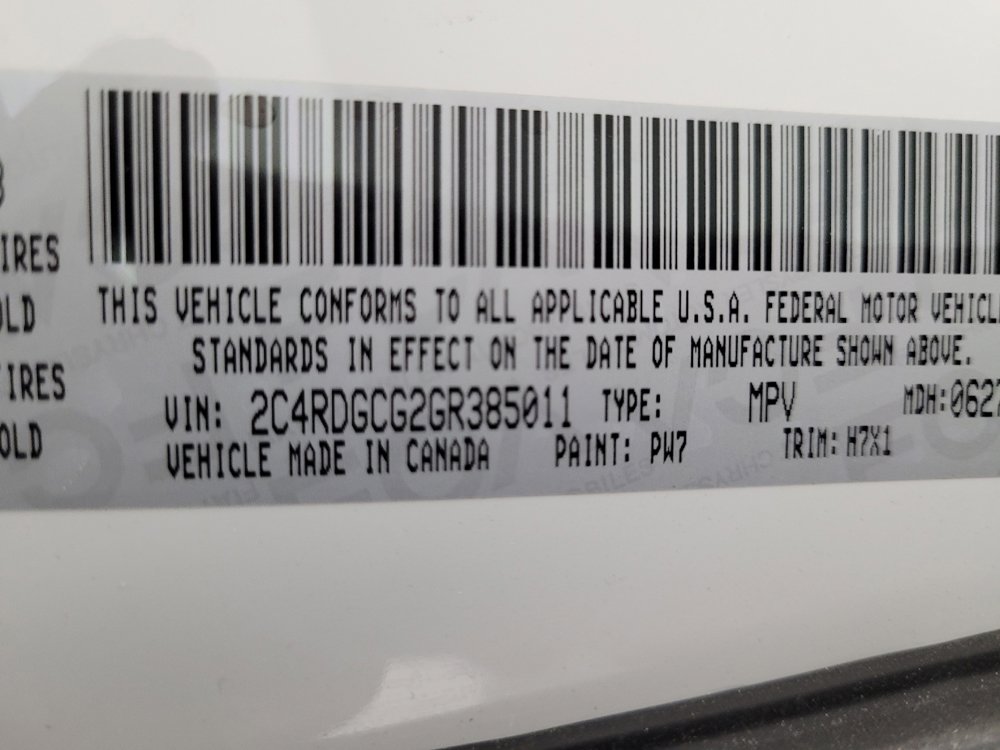 Used 2016 Dodge Grand Caravan SXT image 33