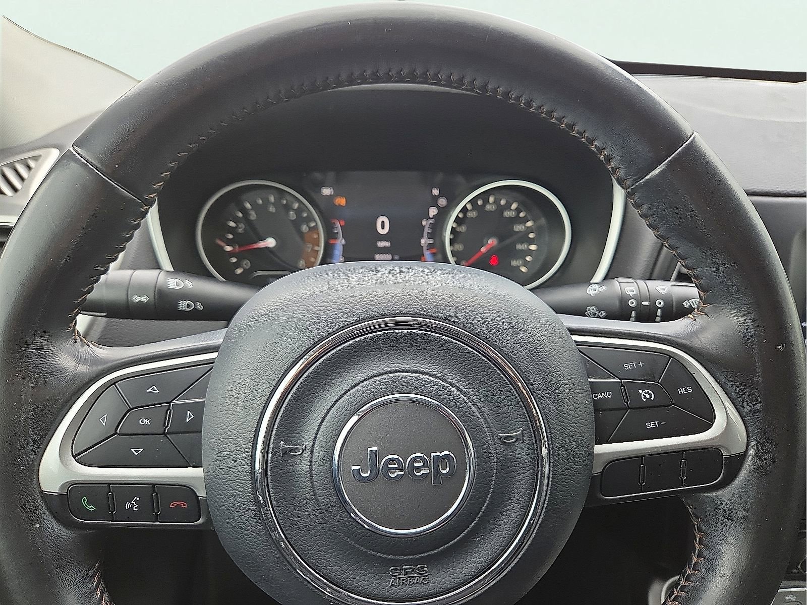 Used 2018 Jeep Compass Latitude w/ Popular Equipment Group AWD/4WD image 24