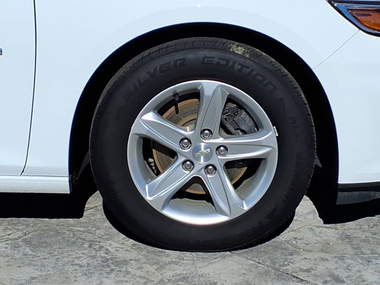 Used 2022 Chevrolet Malibu LS w/ Driver Confidence Package image 6