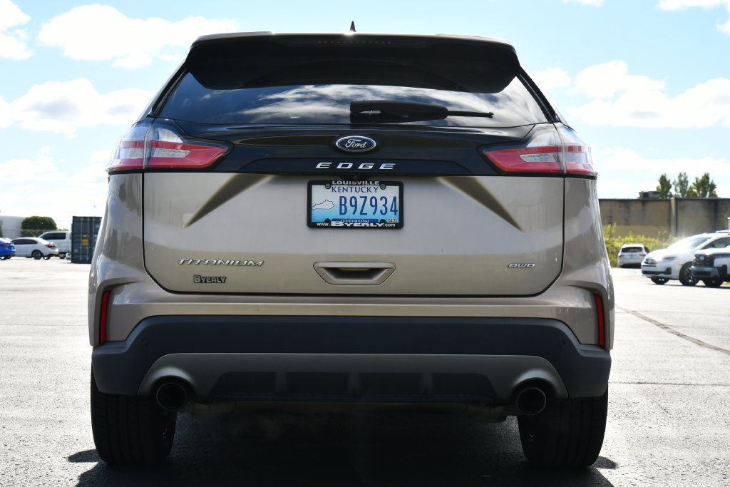 Used 2021 Ford Edge Titanium AWD/4WD image 6