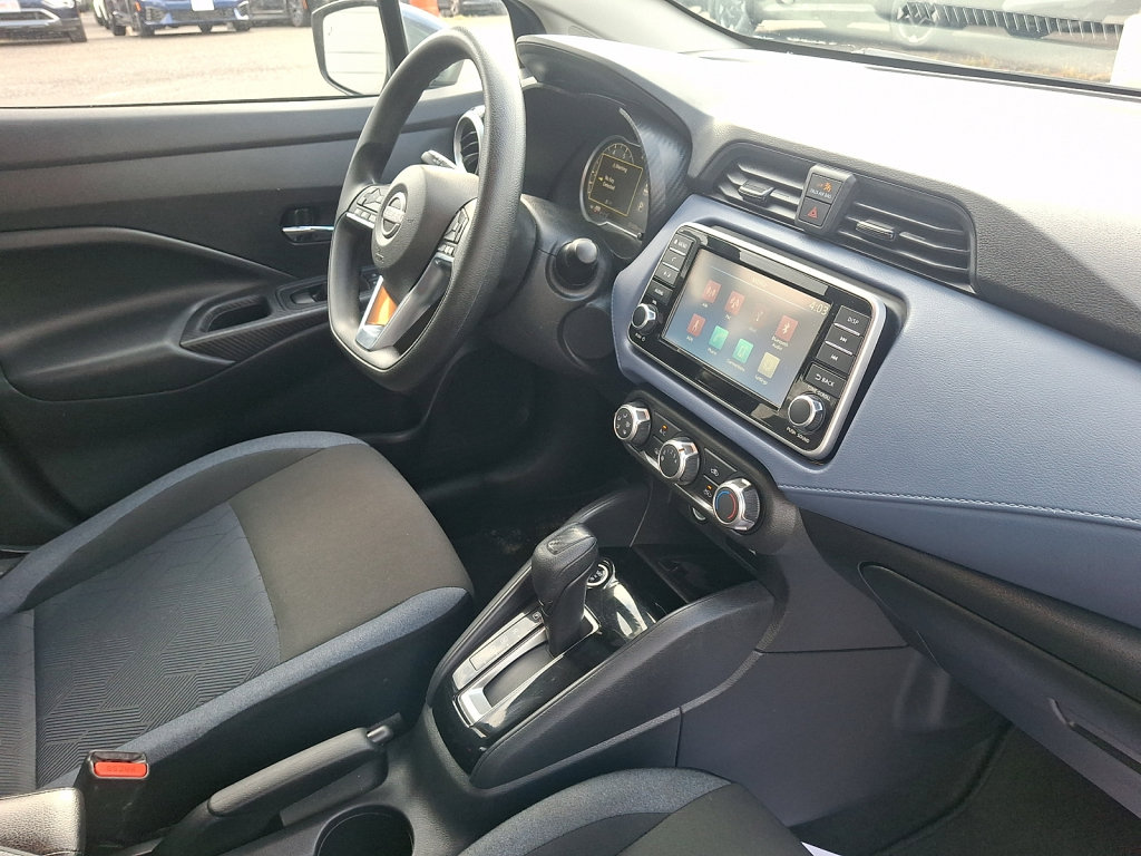 Used 2024 Nissan Versa SV FWD image 12