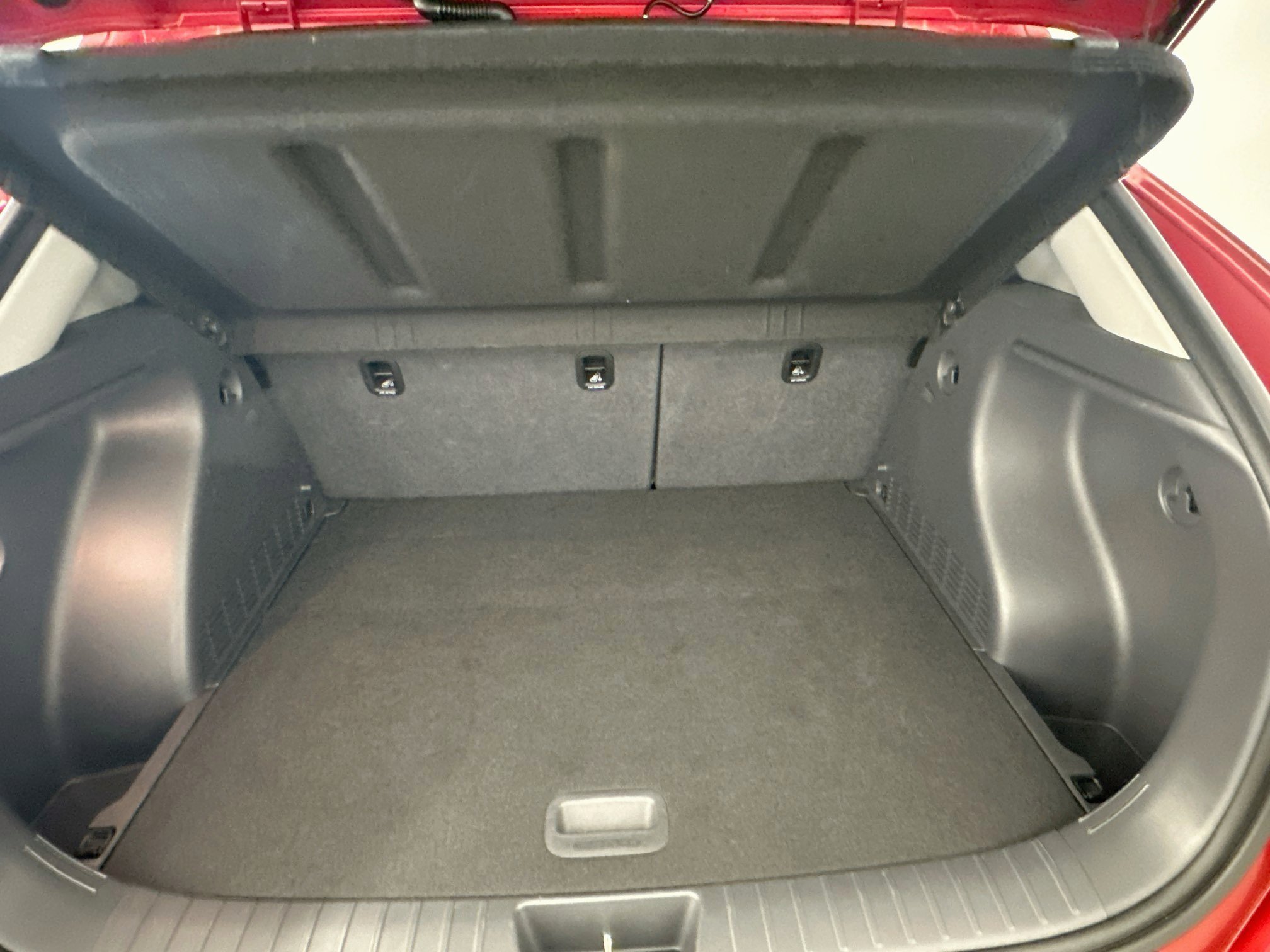 Used 2025 Hyundai Kona SEL AWD/4WD image 30