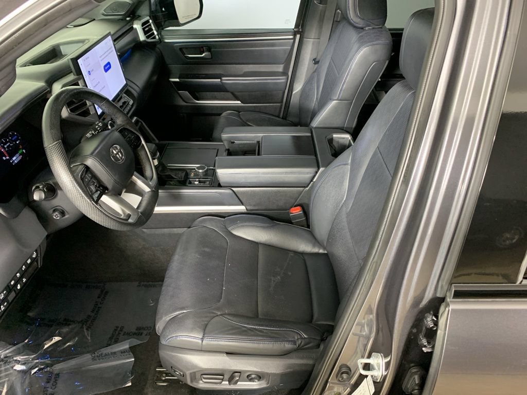 Used 2023 Toyota Sequoia Platinum AWD/4WD image 34