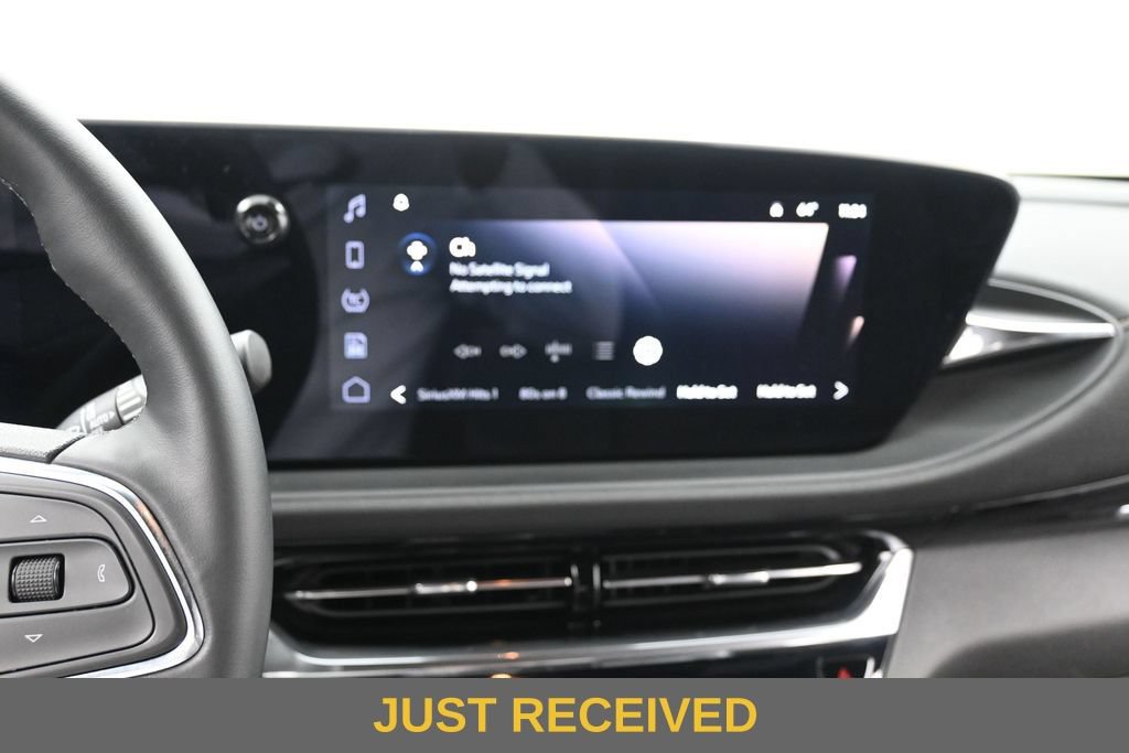 Used 2025 Buick Envista Avenir FWD image 11