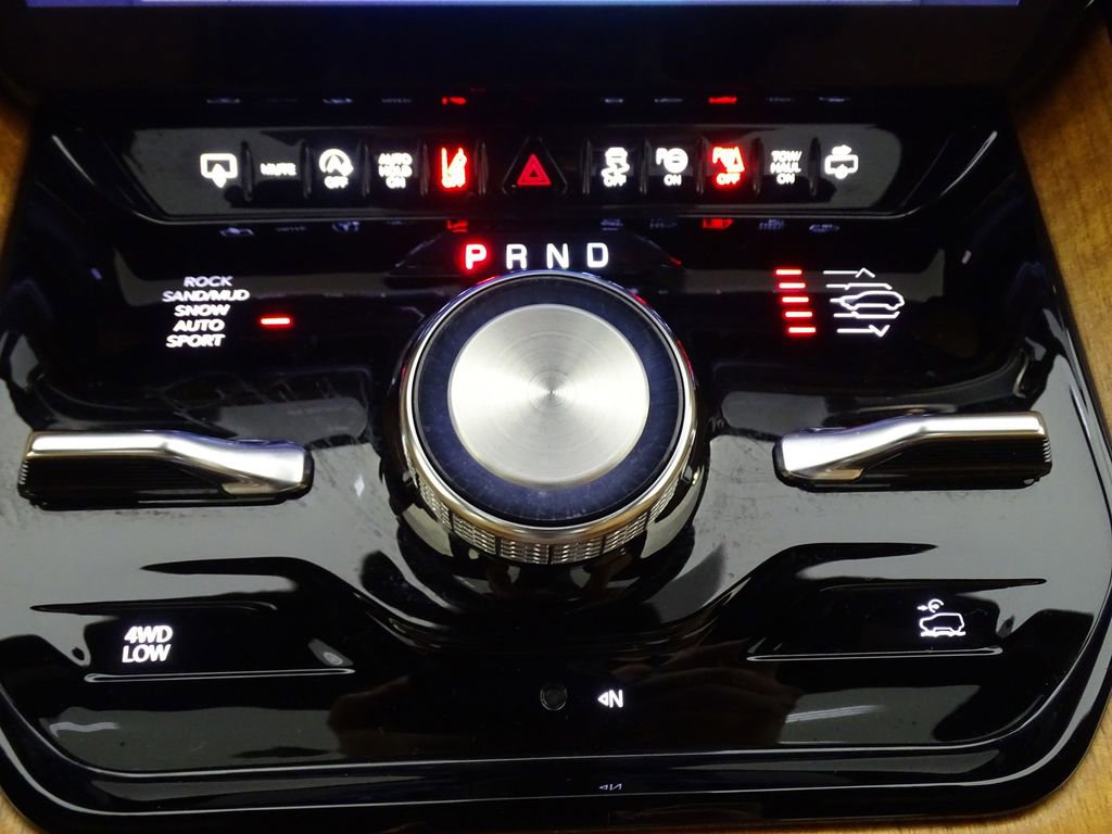 New 2024 Jeep Grand Wagoneer L Series III w/ Rear Seat Video Group 1 image 47