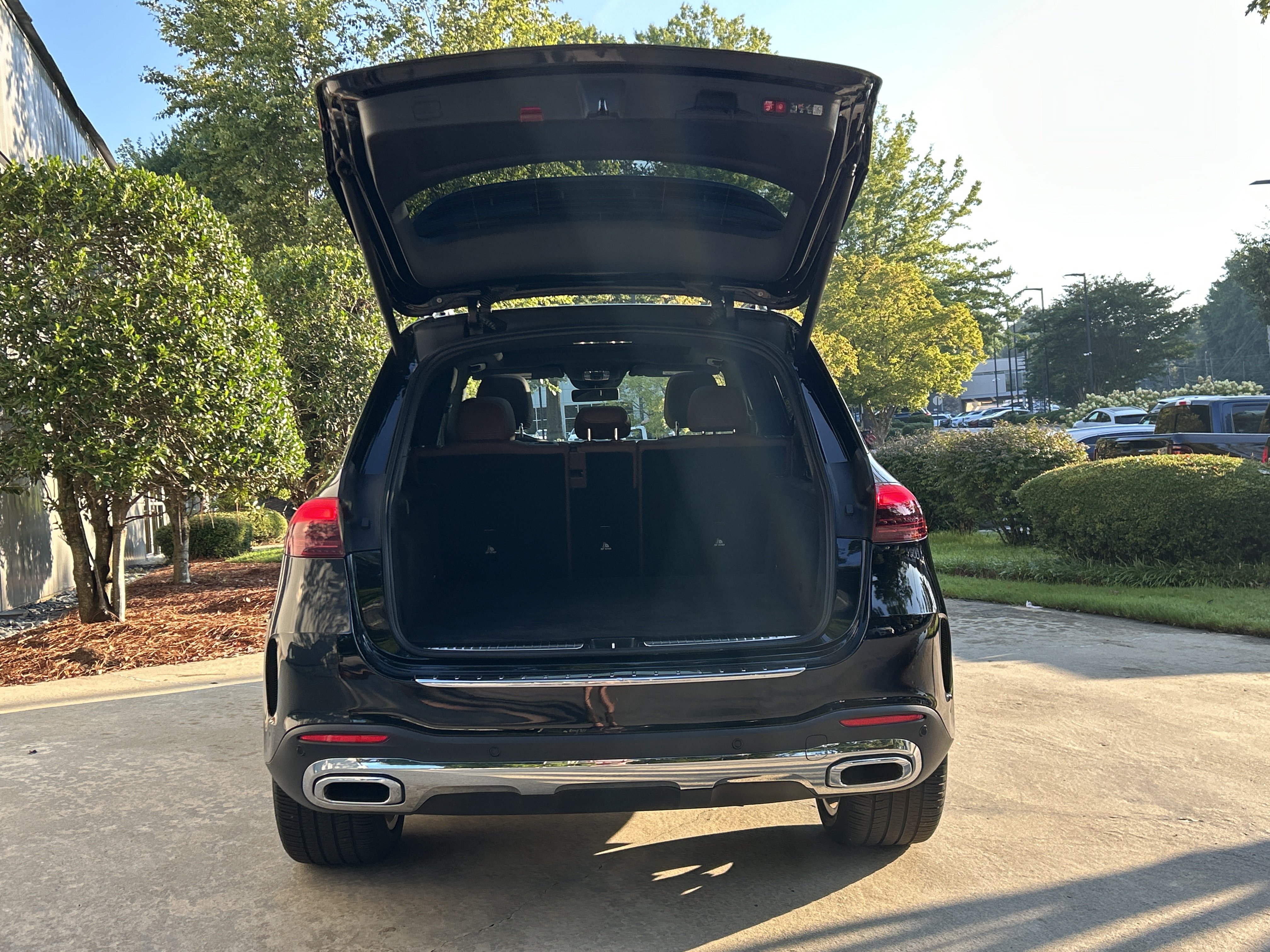 Certified 2025 Mercedes-Benz GLE 450e 4MATIC image 18
