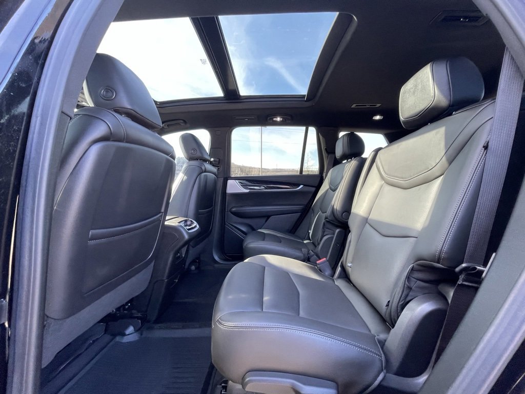 Certified 2024 Cadillac XT6 Premium Luxury w/ LPO, Floor Liner Package image 28