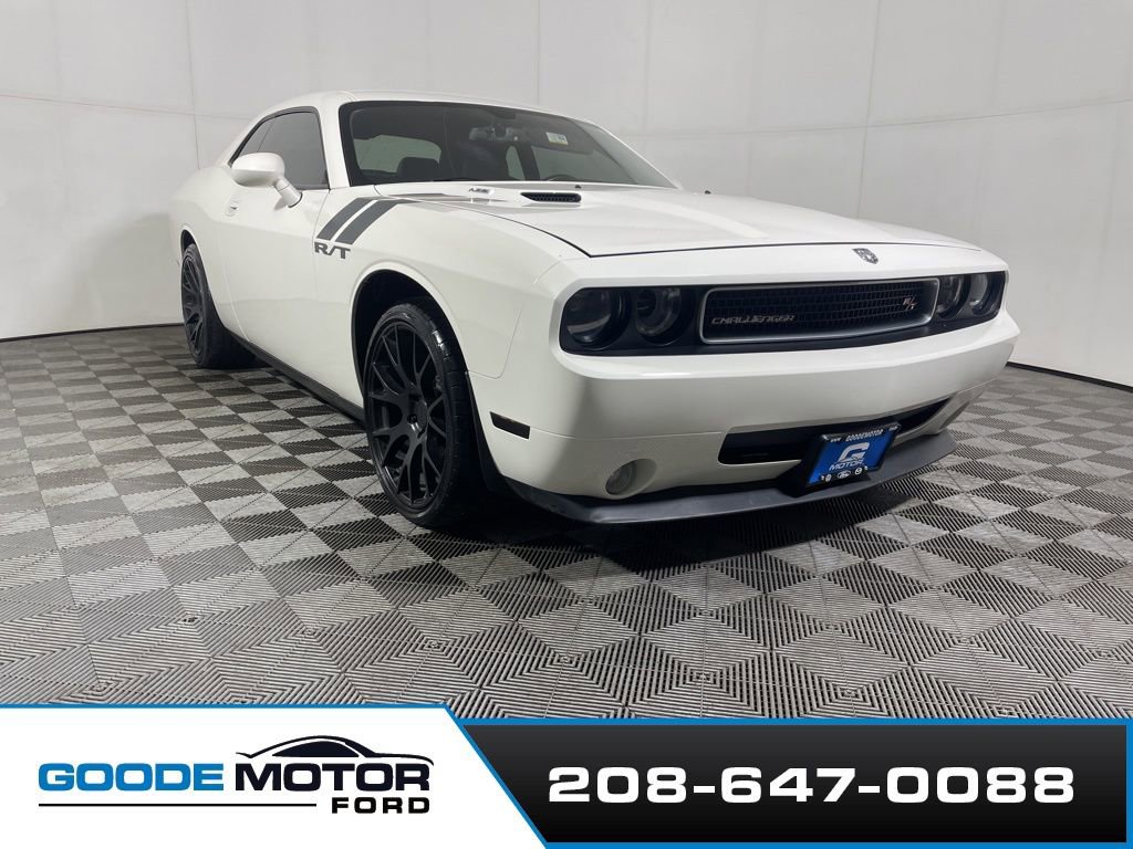 Used 2009 Dodge Challenger R/T image 2