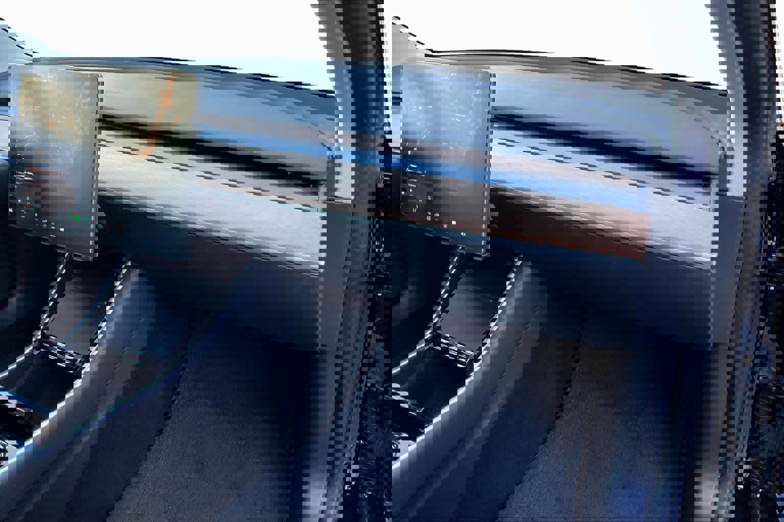 Used 2018 Tesla Model 3 Mid Range image 16