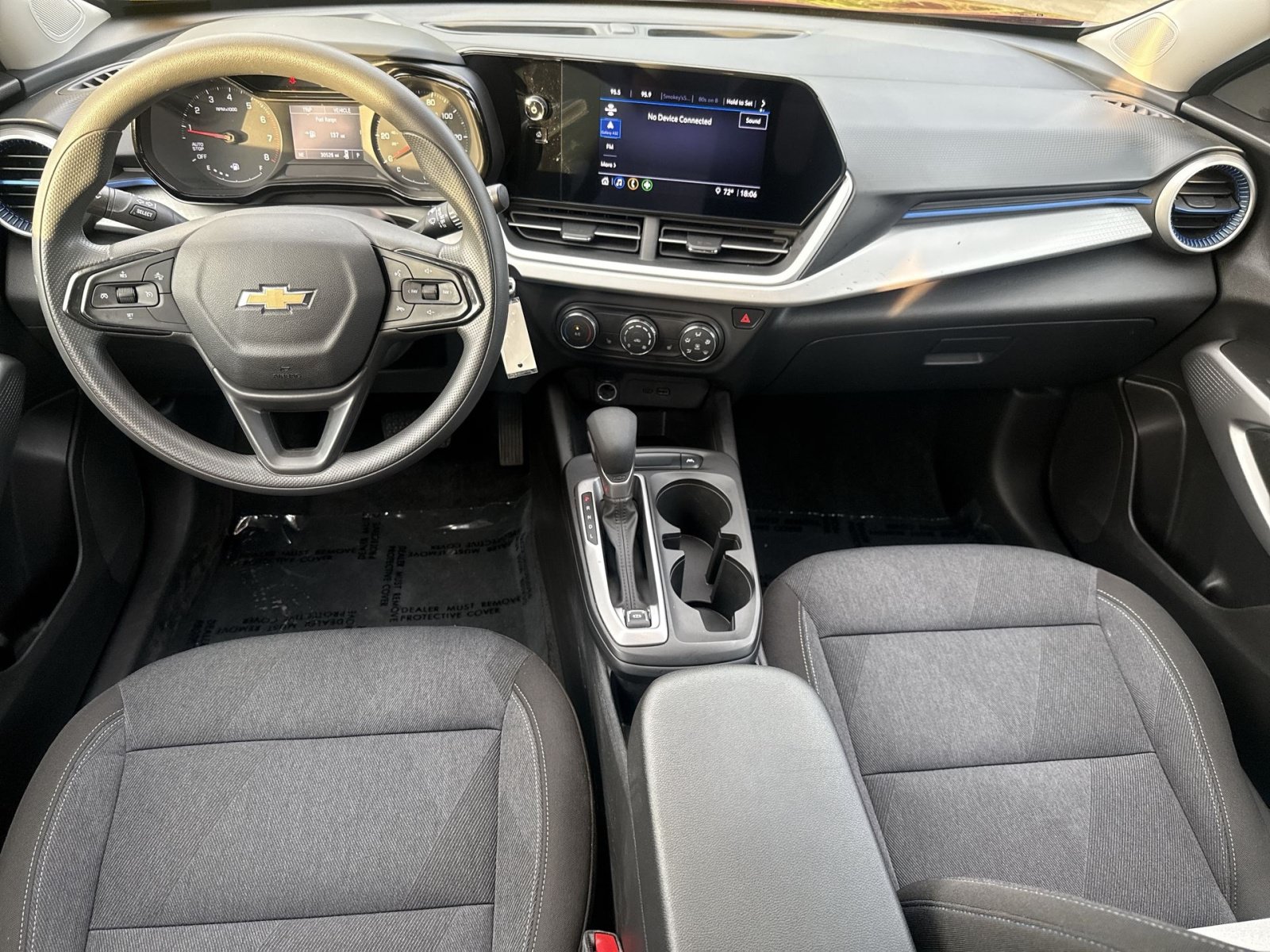 Used 2024 Chevrolet Trax LS w/ LS Convenience Package FWD image 24