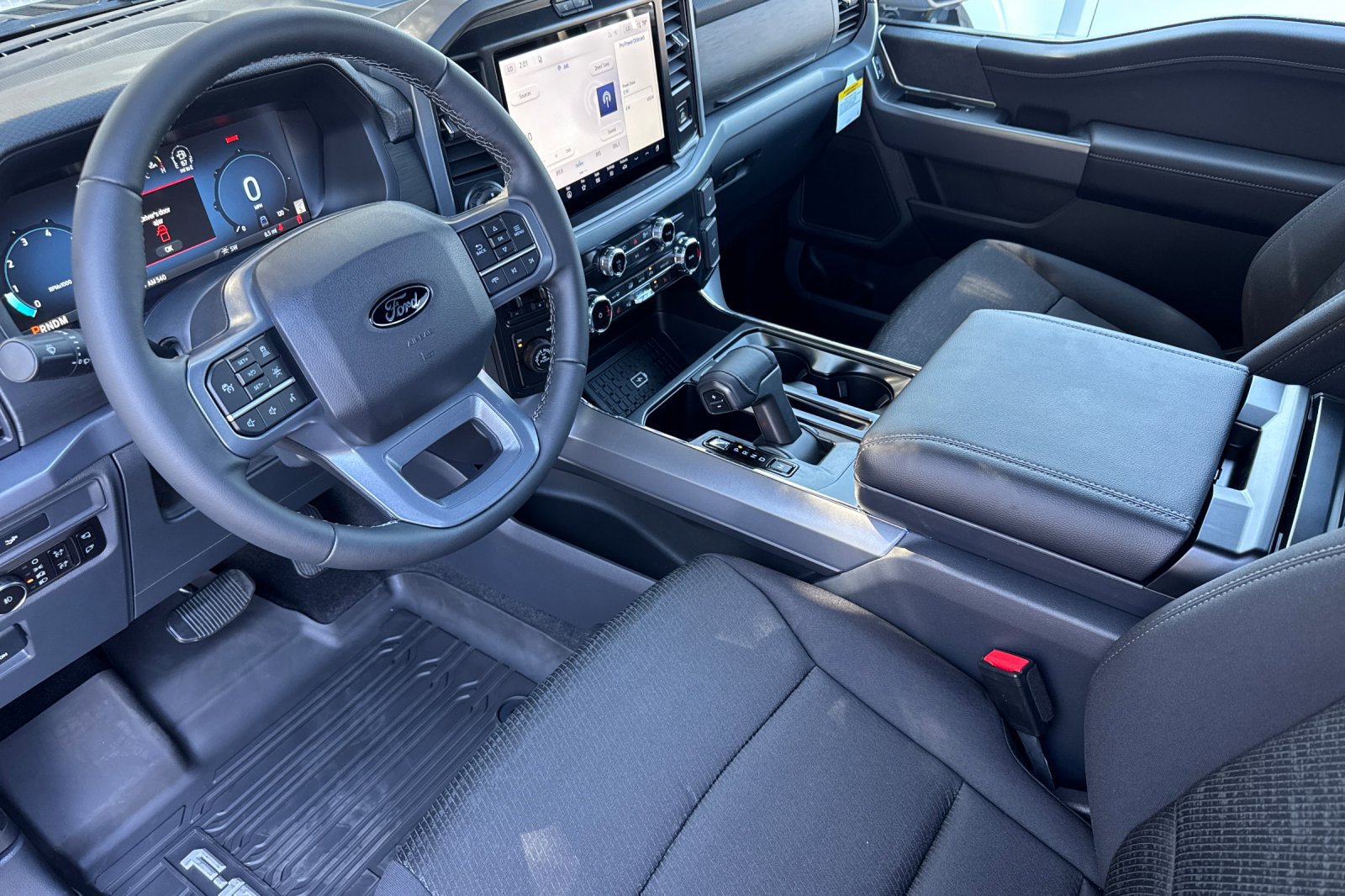 New 2026 Ford F150 XLT w/ Equipment Group 302A MID AWD/4WD image 10
