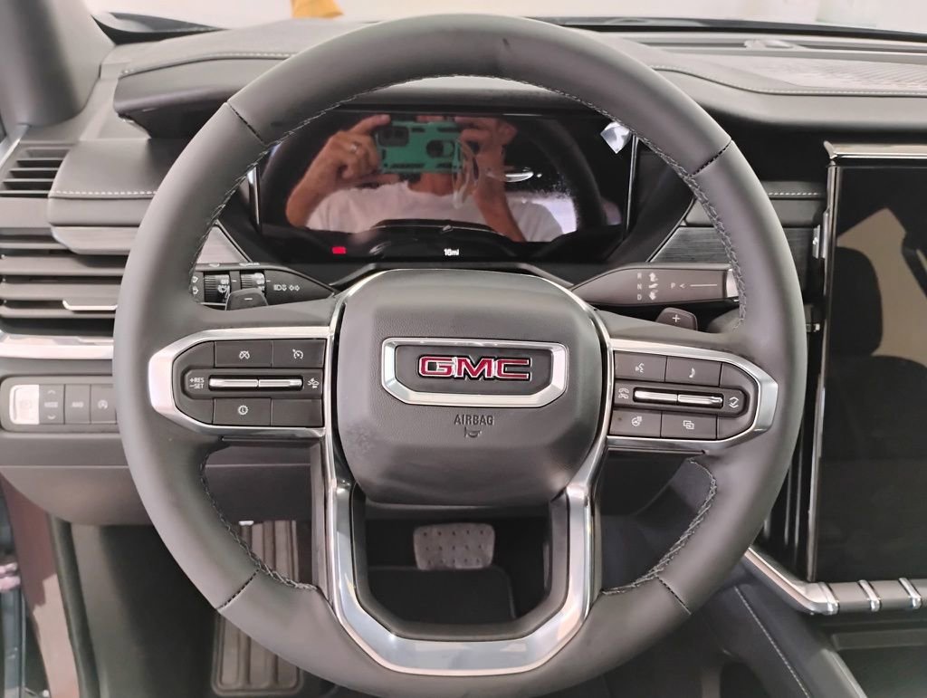 New 2026 GMC Acadia Elevation image 17