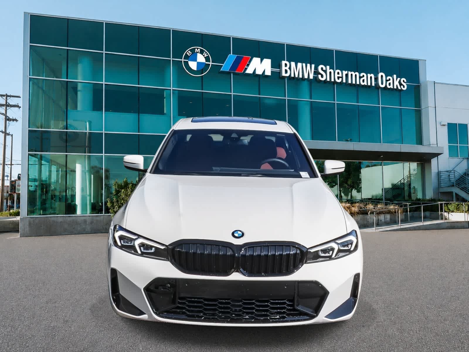 New 2026 BMW 330i Sedan w/ M Sport Package RWD image 2