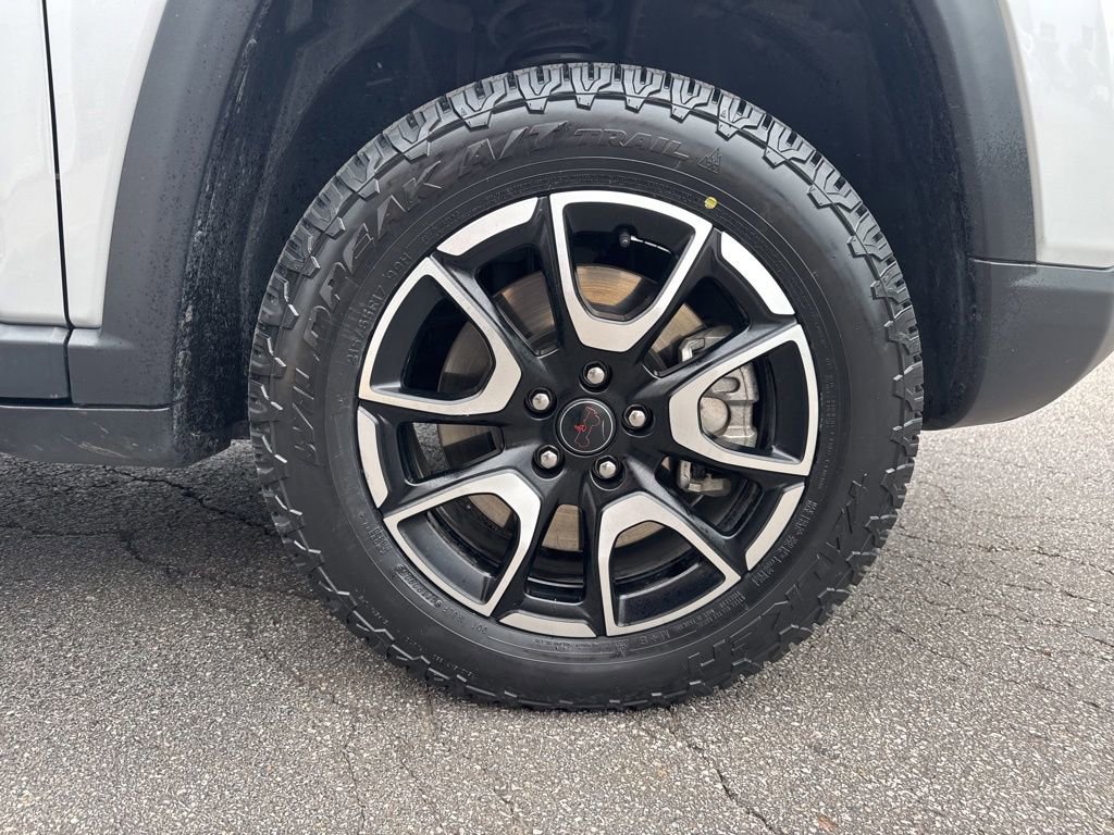 Used 2025 Jeep Compass Trailhawk AWD/4WD image 50