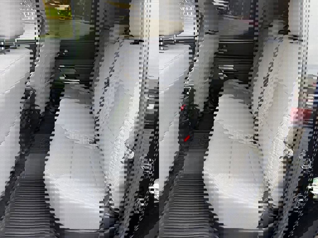 Used 2022 Toyota Tundra SR5 image 13